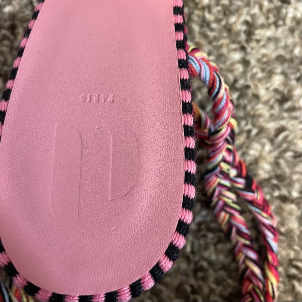 EUC Amambaih Isabel Sandals - Picture 8 of 12